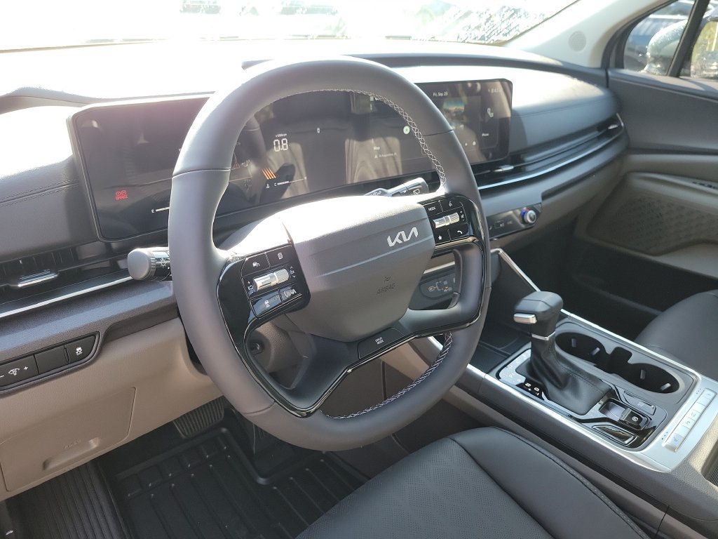 New 2027 Kia Carnival EX FWD image 23