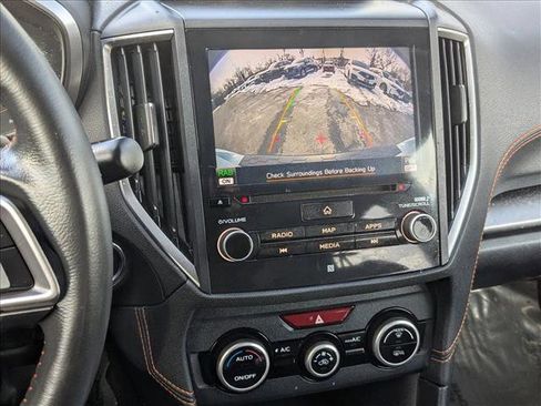 Used 2020 Subaru Crosstrek 2.0i Limited w/ Moonroof Package w/Navigation image 13