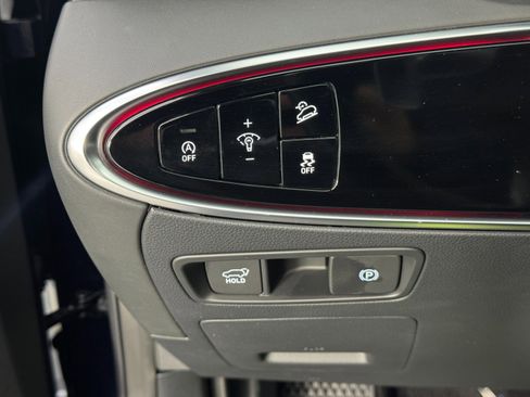 Used 2025 Genesis GV70 3.5T Sport w/ Sport Advanced Package image 19