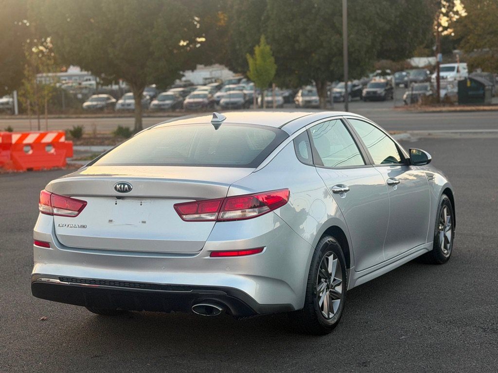 Used 2019 Kia Optima LX FWD image 4