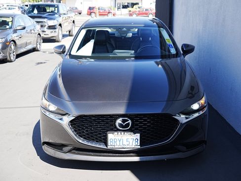 Used 2020 MAZDA MAZDA3 Sedan w/ Preferred Package image 2
