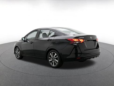 Used 2025 Nissan Versa SV FWD image 6