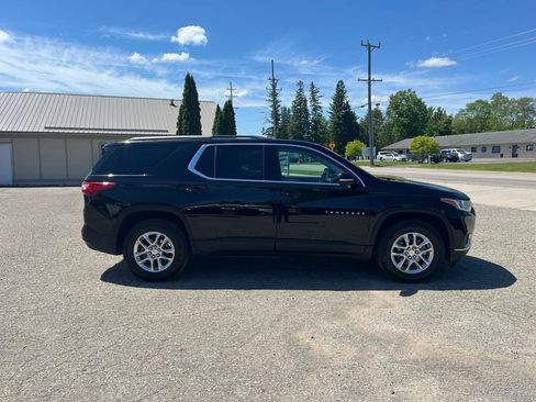Used 2019 Chevrolet Traverse LT FWD image 6
