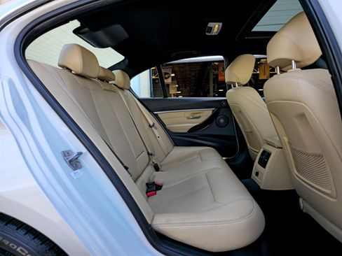 Used 2017 BMW 330e image 33