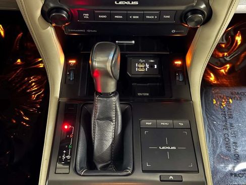Certified 2023 Lexus GX 460 Premium w/ Premium Package AWD/4WD image 18