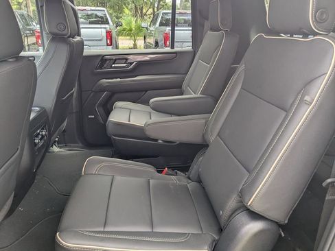 New 2026 GMC Yukon XL Elevation RWD image 15