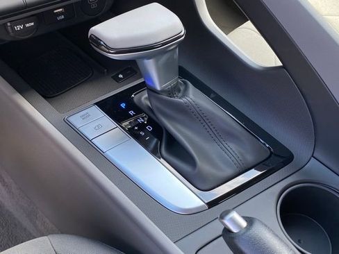 New 2025 Hyundai Elantra Sport FWD image 21