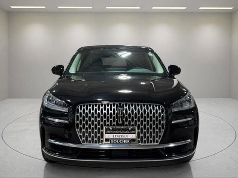Certified 2025 Lincoln Corsair AWD image 17