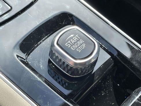 New 2026 Volvo XC90 B6 Plus w/ Protection Package Premier image 15