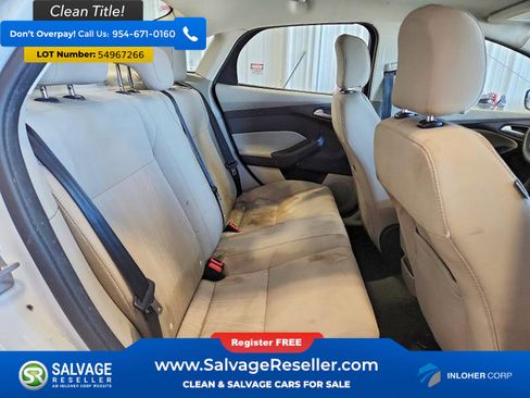 Used 2016 Ford Focus SE w/ Exterior Protection Package FWD image 13