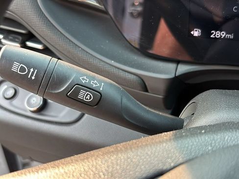 Used 2025 Buick Envista Preferred FWD image 14