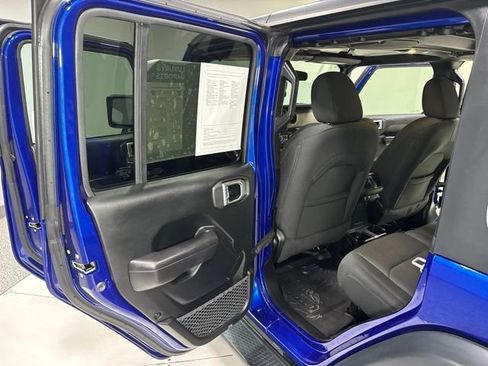 Used 2019 Jeep Wrangler Unlimited Sport S AWD/4WD image 19