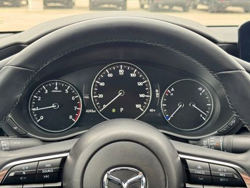 Certified 2025 MAZDA MAZDA3 s FWD image 25