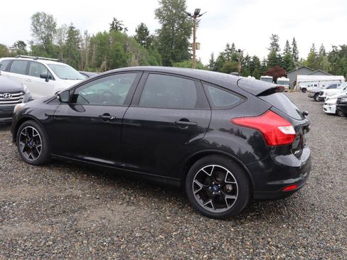 Used 2012 Ford Focus SE FWD image 3