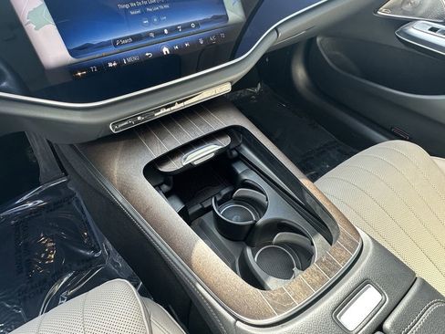 Certified 2024 Mercedes-Benz E 350 4MATIC Sedan image 31