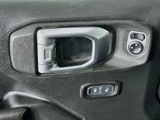 Used 2020 Jeep Wrangler Unlimited Sport S AWD/4WD image 19