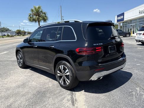 New 2026 Mercedes-Benz GLB 250 image 3