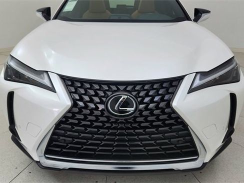 Used 2023 Lexus UX 250h AWD w/ Premium Package image 8