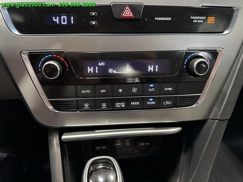 Used 2016 Hyundai Sonata SE image 27