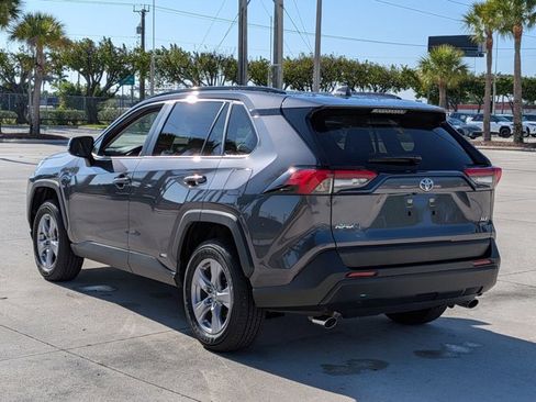 Certified 2025 Toyota RAV4 XLE AWD/4WD image 8