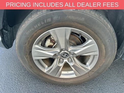 Used 2024 Toyota RAV4 XLE w/ Weather Package AWD/4WD image 10