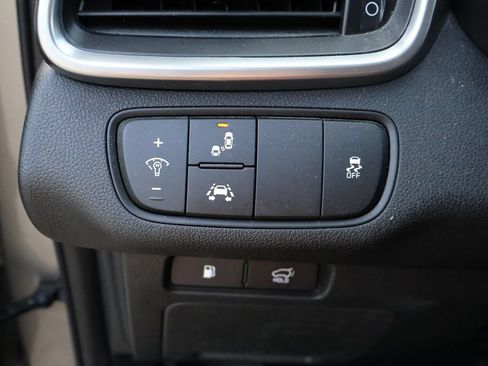 Used 2019 Kia Sorento EX FWD image 33