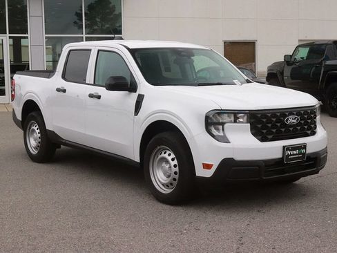 New 2026 Ford Maverick XL AWD/4WD image 3