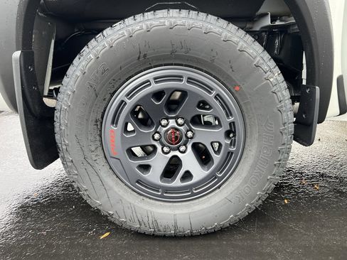 New 2026 Nissan Frontier PRO-4X w/ Pro Premium Package image 8