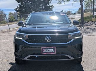 Used 2024 Volkswagen Taos SE video 2