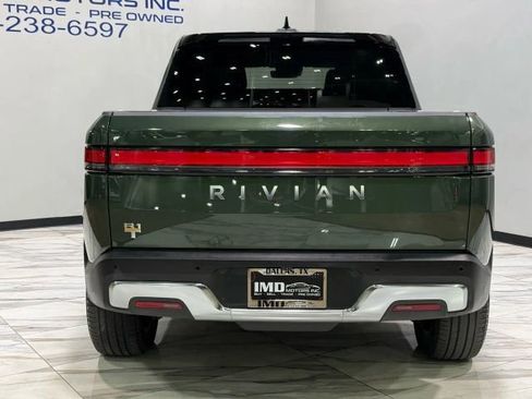 Used 2022 Rivian R1T Adventure image 5