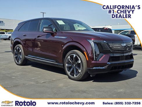 Used 2025 Cadillac Escalade IQ Sport 1 w/ Smart Trailering package AWD/4WD image 1