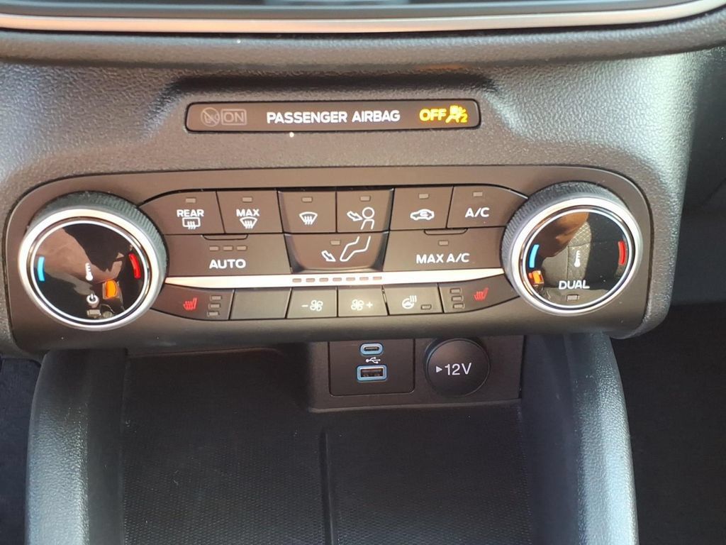 Used 2023 Ford Escape Active AWD/4WD image 8