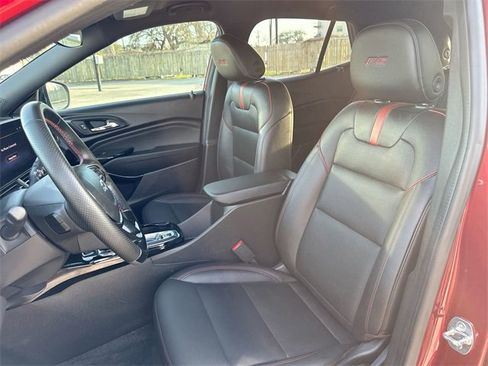 Used 2024 Chevrolet Trax RS image 17