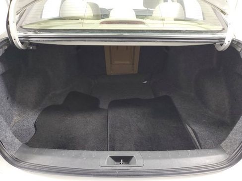 Used 2012 Honda Accord LX image 10