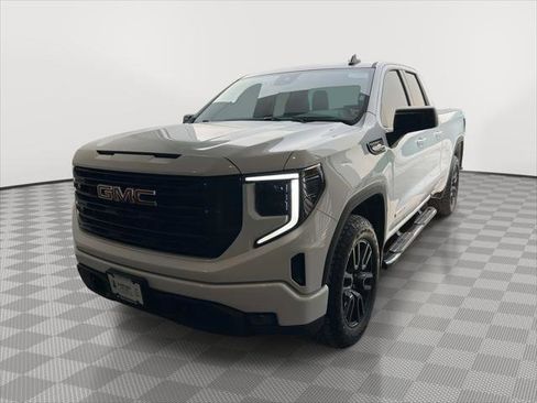 Used 2023 GMC Sierra 1500 Elevation image 3