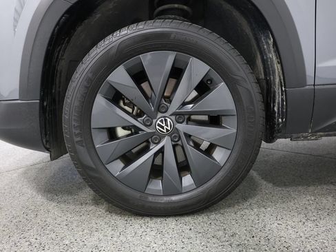 Used 2023 Volkswagen Taos S FWD image 5