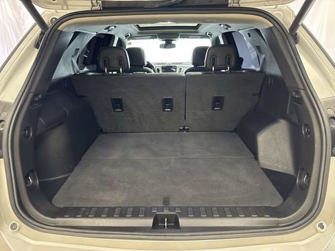Used 2020 Chevrolet Equinox Premier AWD/4WD image 25