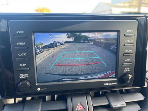 Used 2022 Toyota RAV4 XLE image 55