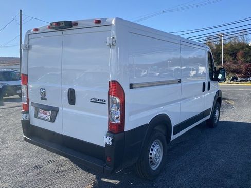 New 2026 RAM ProMaster 2500 w/ Convenience Group image 8