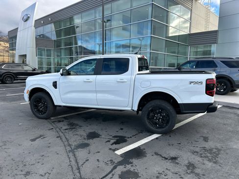 New 2025 Ford Ranger Lariat w/ FX4 Off-Road Package image 13