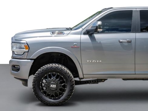 Used 2022 RAM 3500 Laramie AWD/4WD image 10