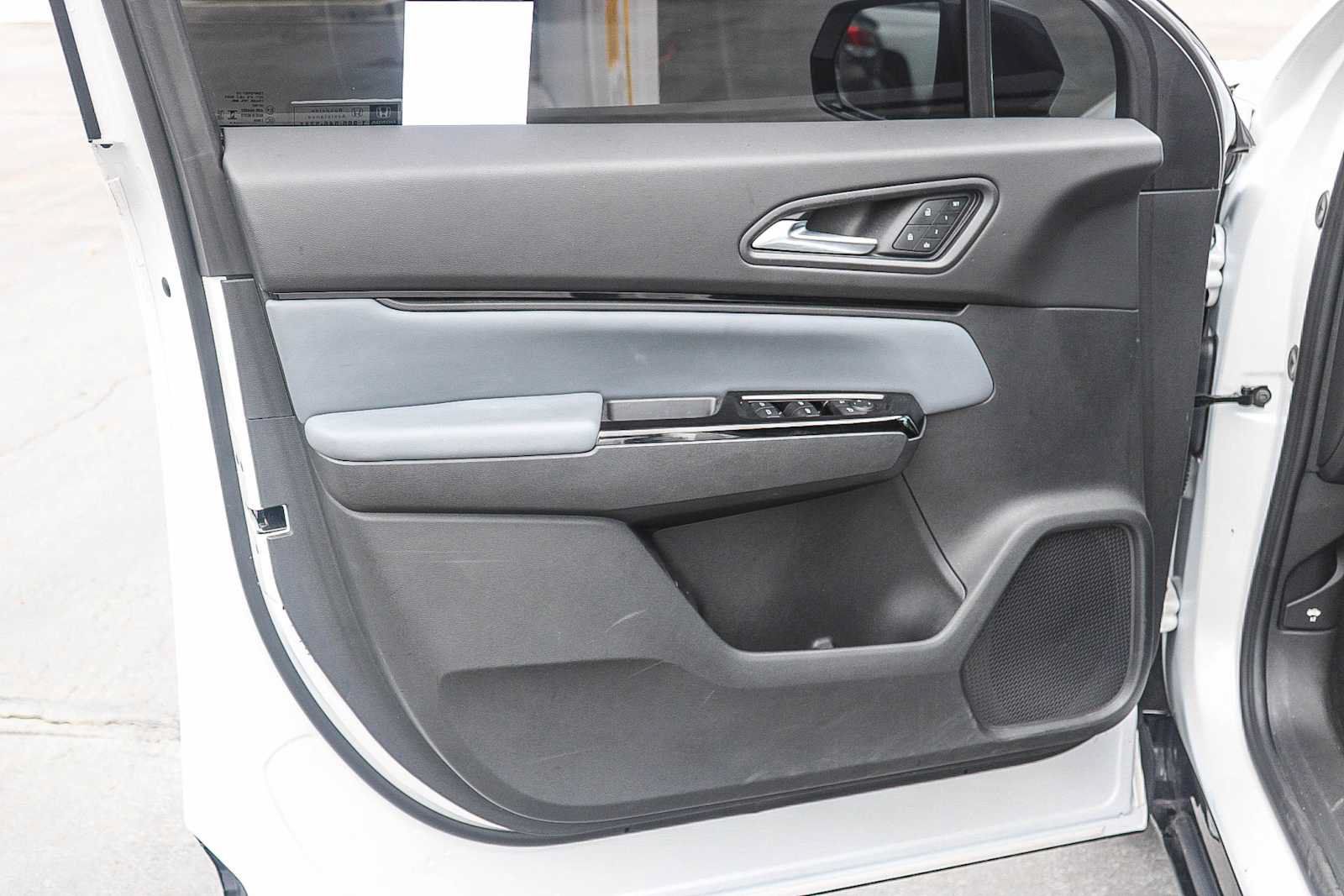 Certified 2025 Honda Prologue Touring image 23