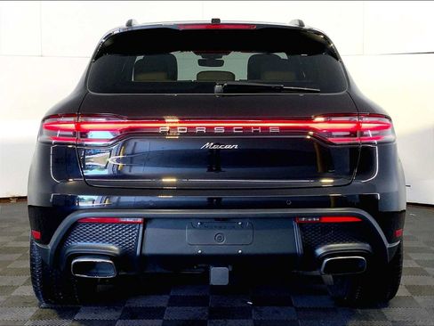 Certified 2023 Porsche Macan AWD/4WD image 6