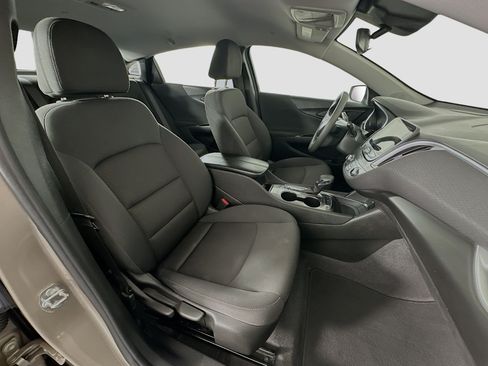 Used 2023 Chevrolet Malibu LT FWD image 29