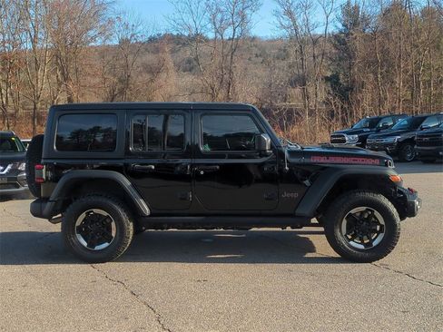 Used 2018 Jeep Wrangler Unlimited Rubicon image 3
