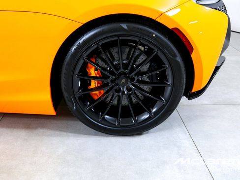 New 2026 McLaren Artura Spider RWD image 27