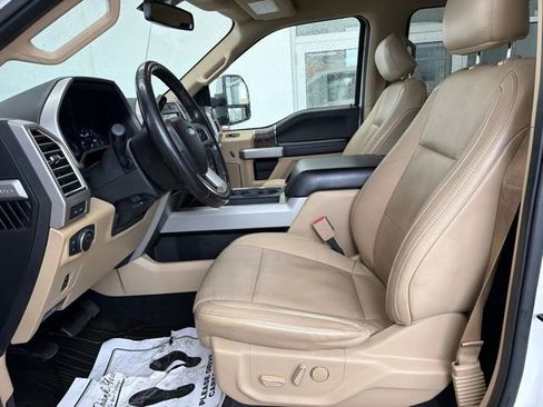 Used 2017 Ford F250 Lariat w/ Chrome Package AWD/4WD image 16