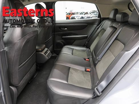 Used 2023 Nissan Ariya FWD image 22