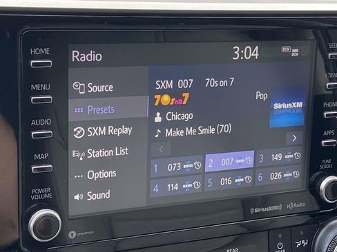 Used 2022 Toyota Highlander XLE image 26