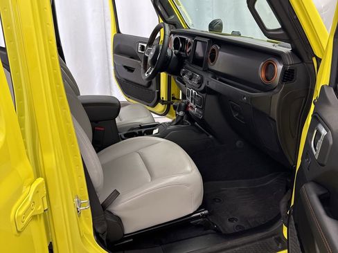 Used 2023 Jeep Gladiator Mojave w/ LED Lighting Group image 34